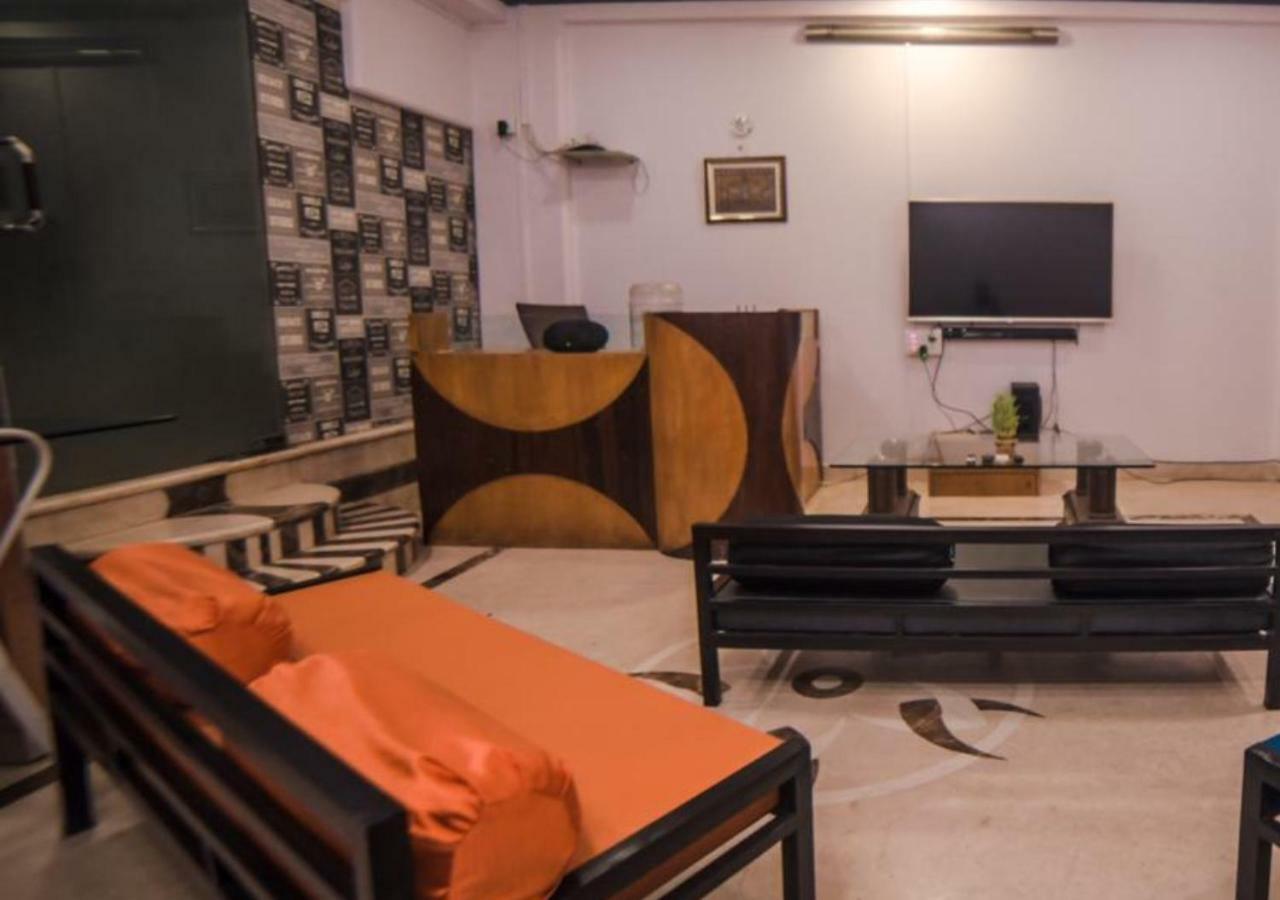 Happinest - The Backpacker'S Hostel Mumbai Exterior photo