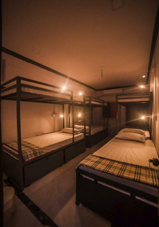 Happinest - The Backpacker'S Hostel Mumbai Room photo